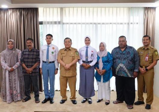 Dari Riau ke Istana, Rizqy dan Arifa Bidik Posisi Terbaik Pengibar Bendera Nasional